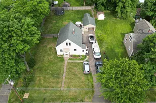 228 Douglas Dr, Meriden, CT 06451 - Photo 23