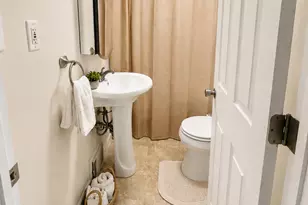 228 Douglas Dr, Meriden, CT 06451 - Photo 17