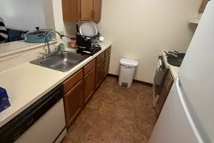 2A Jeanette St, Danbury, CT 06811 - Photo 5