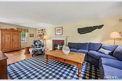 100 Sherley Place, Fairfield, CT 06825 - Photo 11