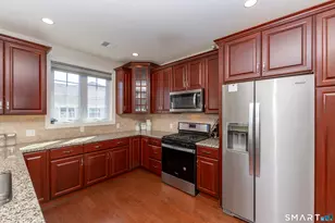 232 Brookside Ct, Newtown, CT 06470 - Photo 15