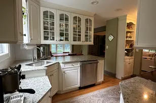 105 Walnut St, Seymour, CT 06483 - Photo 25
