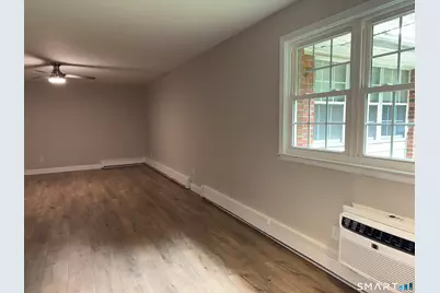 1000 Knapps Highway #29, Fairfield, CT 06825 - Photo 9