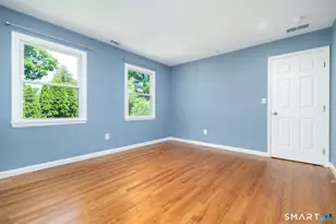 26 Marva Ln, Stamford, CT 06903 - Photo 17
