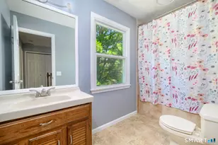 26 Marva Ln, Stamford, CT 06903 - Photo 21