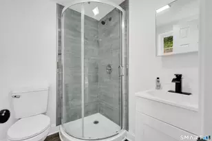 720 Main St, Winchester, CT 06098 - Photo 11