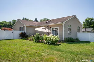 1939 Main St, Newington, CT 06111 - Photo 35