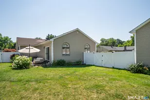 1939 Main St, Newington, CT 06111 - Photo 37
