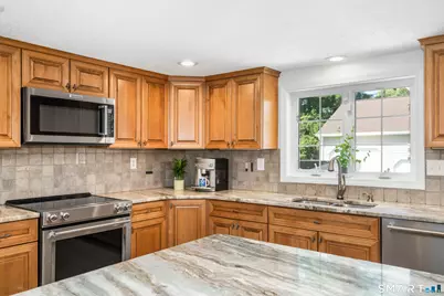 1939 Main Street, Newington, CT 06111 - Photo 5