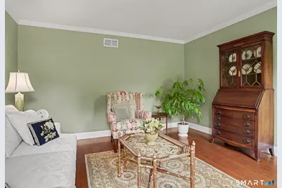 16 Mallett Drive, Trumbull, CT 06611 - Photo 7