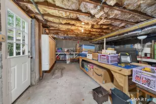 11 Jeffrey Ln, Branford, CT 06405 - Photo 23