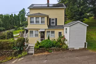 26 Washington St, Derby, CT 06418 - Photo 3