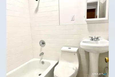 206 Franklin Avenue #206, Hartford, CT 06114 - Photo 5