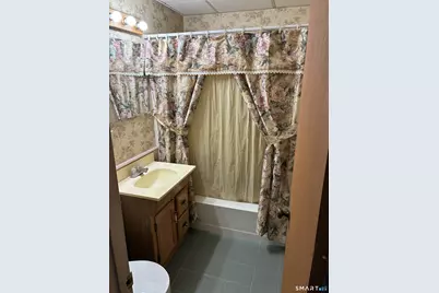 222 Williams Street East #112, Glastonbury, CT 06033 - Photo 9
