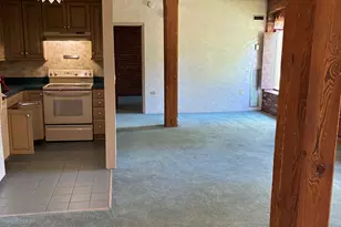 222 Williams St E, Glastonbury, CT 06033 - Photo 3