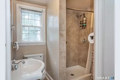 267 Branford Street, Hartford, CT 06112 - Photo 9