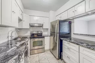92 Limewood Ave, Branford, CT 06405 - Photo 15