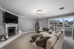92 Limewood Ave, Branford, CT 06405 - Photo 7