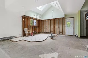 95 Park Ave, Shelton, CT 06484 - Photo 7