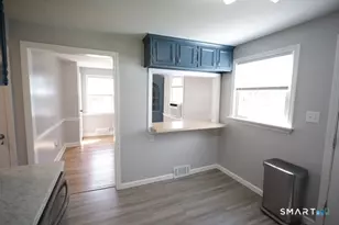 108 White St, Manchester, CT 06042 - Photo 7