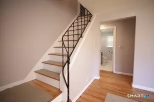 108 White St, Manchester, CT 06042 - Photo 5