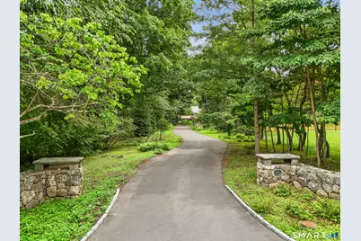 30 Oenoke Lane, New Canaan, CT 06840 - Photo 3
