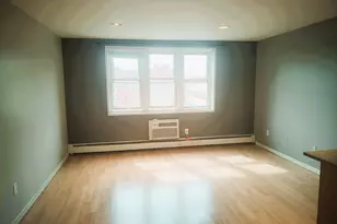140 Grove St, Stamford, CT 06902 - Photo 3