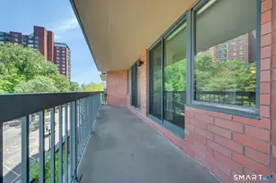 25 Forest St, Stamford, CT 06901 - Photo 23