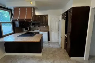 30 Coram St, Hamden, CT 06517 - Photo 9