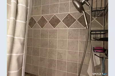 136 Webster Court #136, Newington, CT 06111 - Photo 5