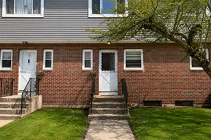 2 Camelot Dr, Bloomfield, CT 06002 - Photo 1
