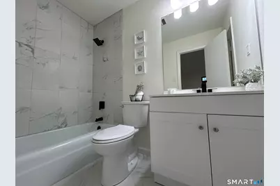 38 Sutton Place #38, Bloomfield, CT 06002 - Photo 31