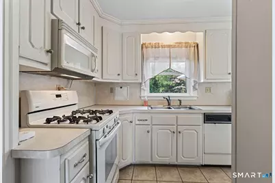 4 McKinnel Court, Branford, CT 06405 - Photo 11