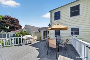 4 McKinnel Ct, Branford, CT 06405 - Photo 35