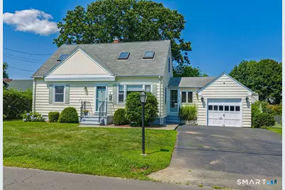 4 McKinnel Court, Branford, CT 06405 - Photo 1