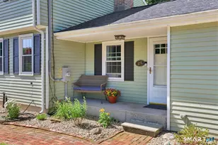 25 Silversmith Rd, Farmington, CT 06085 - Photo 3