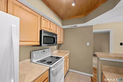 87 Leafwood Lane #235, Groton, CT 06340 - Photo 11