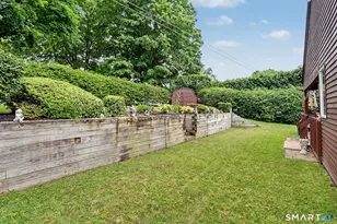 10 Paulina Pl, Trumbull, CT 06611 - Photo 33