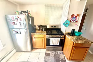 435 Myrtle St, New Britain, CT 06053 - Photo 5