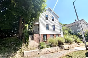 435 Myrtle St, New Britain, CT 06053 - Photo 1