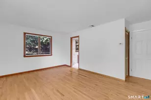 2595 Albany Ave, West Hartford, CT 06117 - Photo 17