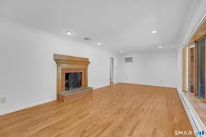 2595 Albany Avenue, West Hartford, CT 06117 - Photo 3