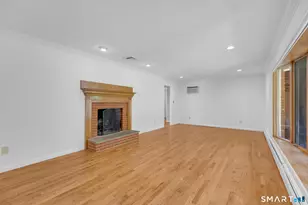 2595 Albany Ave, West Hartford, CT 06117 - Photo 3