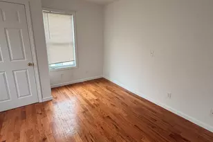 148 Alfred St, Bridgeport, CT 06605 - Photo 9