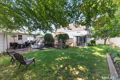 143 Alexander Avenue, Bridgeport, CT 06606 - Photo 25