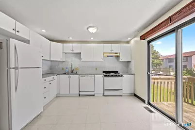 15 Crest Street #D26, West Haven, CT 06516 - Photo 17