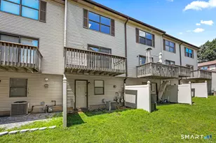 15 Crest St, West Haven, CT 06516 - Photo 5
