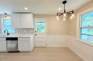1 Long Hill Terrace, New Haven, CT 06515 - Photo 11