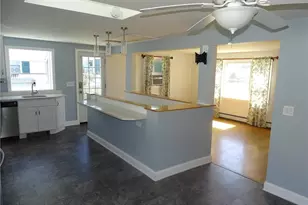 15 Bayshore Dr, New London, CT 06320 - Photo 11