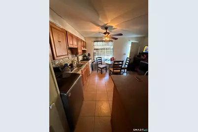 197 Court D #Building 39, Bridgeport, CT 06610 - Photo 1